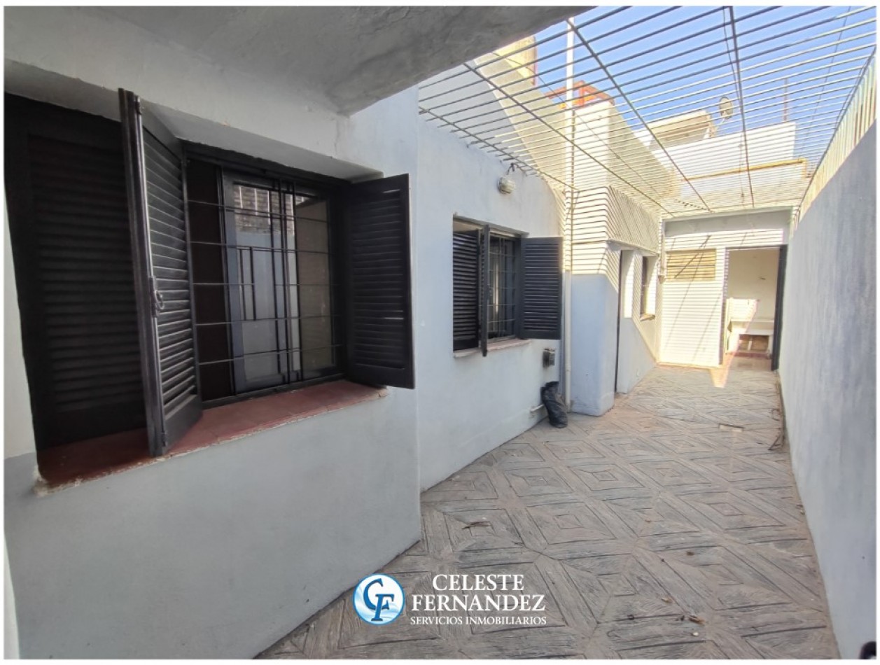 VENTA CASA (interna) - BARRIO PUEYRREDON