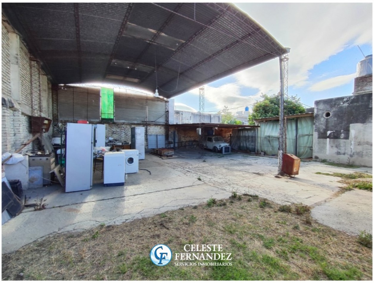 LOTE EN VENTA con mejoras - Barrio Alto Alberdi