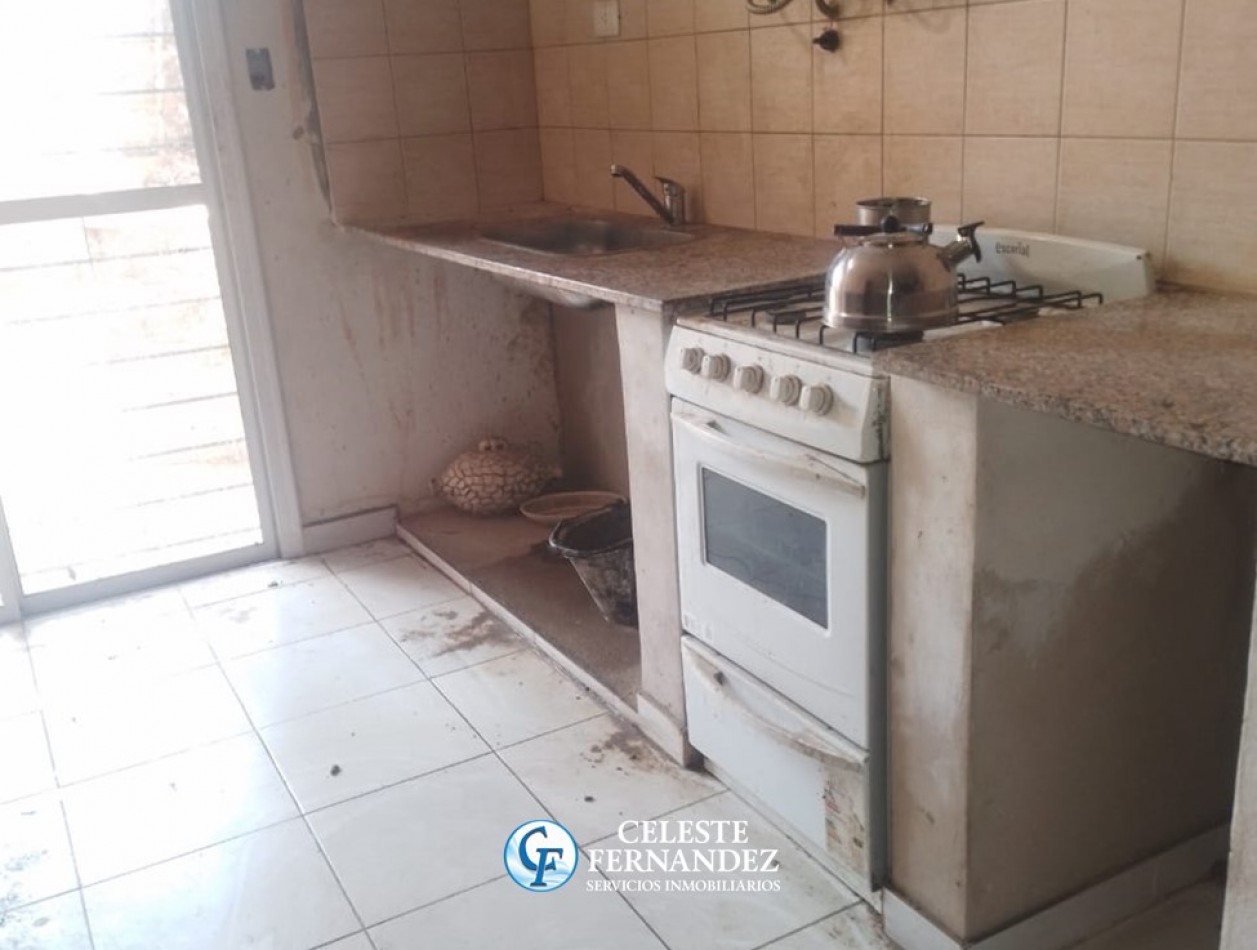 VENTA CASA A RECICLAR- Barrio AltaMIRA