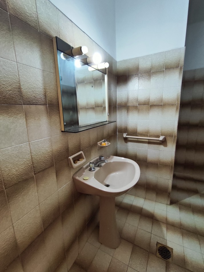 ALQUILER CASA Y DEPARTAMENTO - Barrio Paso de los Andes