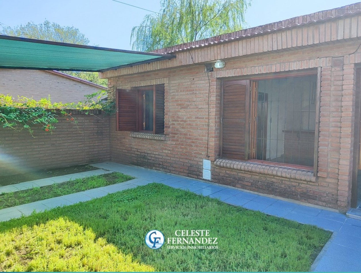 ALQUILER CASA - Barrio Los Boulevares