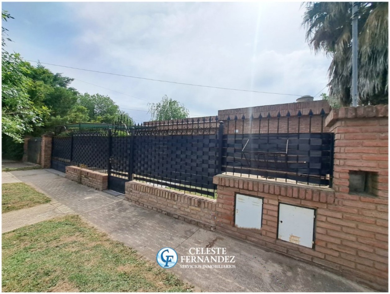 ALQUILER CASA - Barrio Los Boulevares