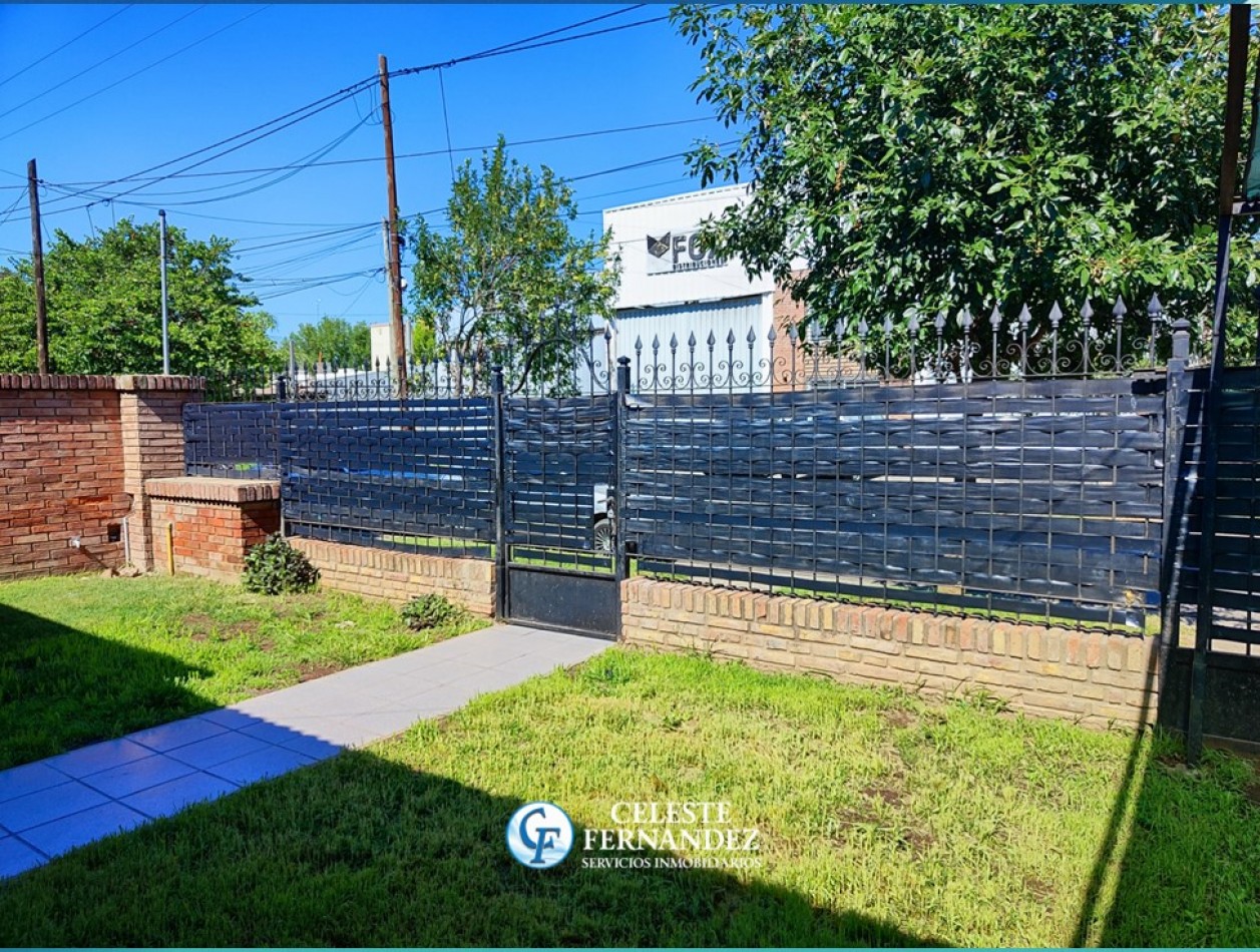 ALQUILER CASA - Barrio Los Boulevares