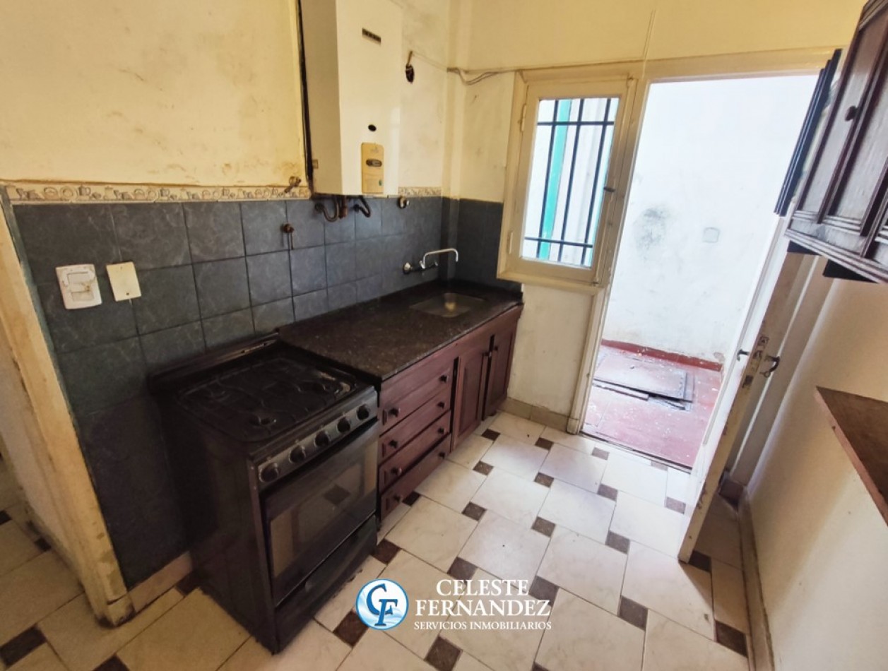 VENTA DEPARTAMENTO - Barrio Nueva Cordoba (A RECICLAR)