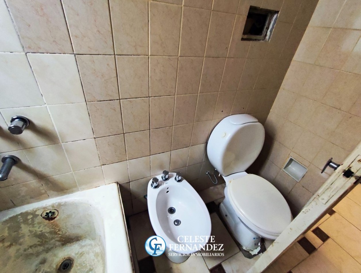 VENTA DEPARTAMENTO - Barrio Nueva Cordoba (A RECICLAR)