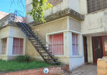 VENTA de CASA (A RECICLAR) - Barrio Juniors