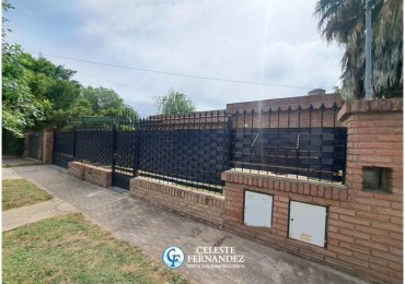 ALQUILER CASA - Barrio Los Boulevares